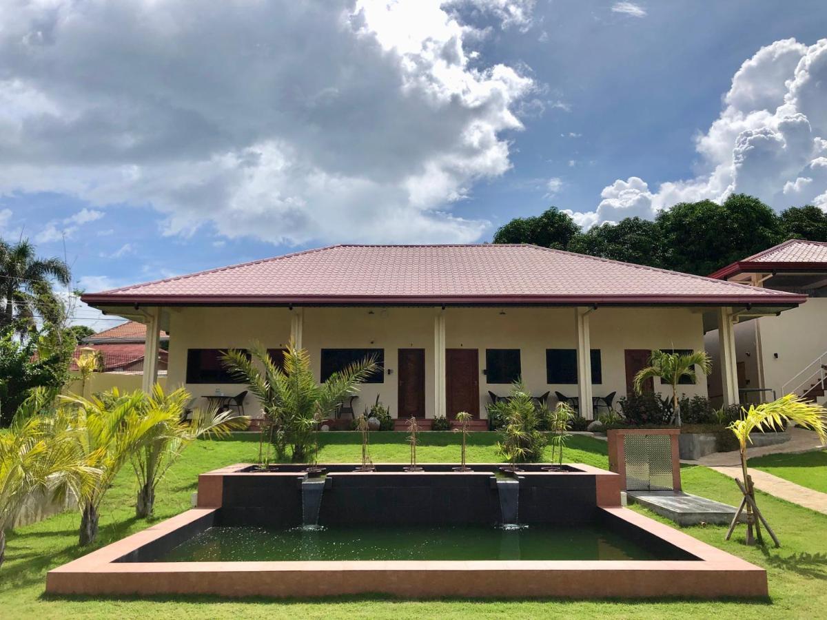 Strutz Art Garden Resort Bangued Exterior foto